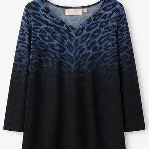 Belle Kim Gravel 1X Shirt Blue & Black Leopard Print Long Sleeve V-Neck Stretch